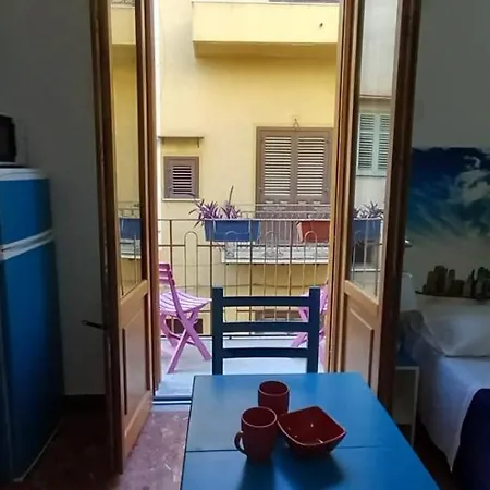 Casetta Colorata Guest house *