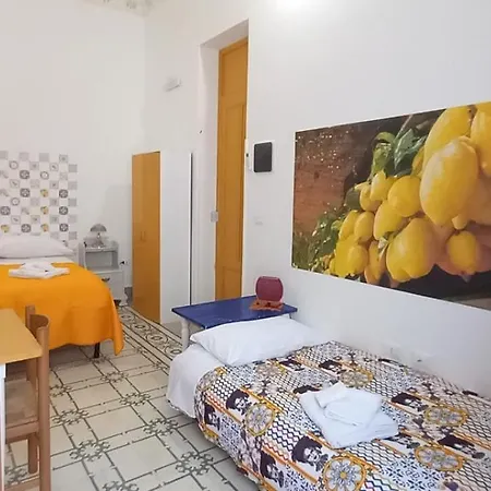Casetta Colorata Guest house Bagheria